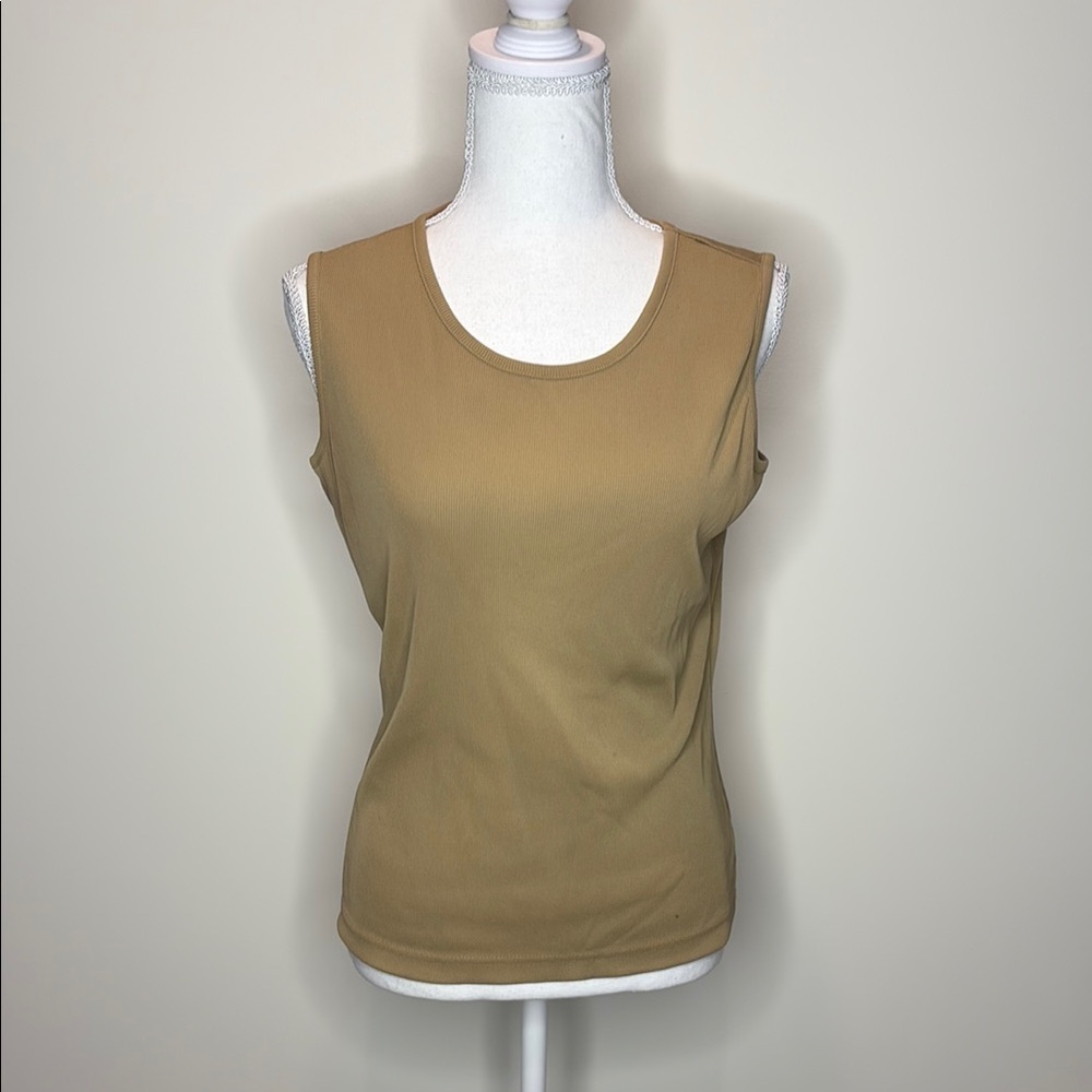 Laura Scott Classic Tan Ribbed Sleeveless Top. Small